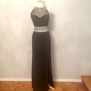 Elegant Evening Aspeed Dress
